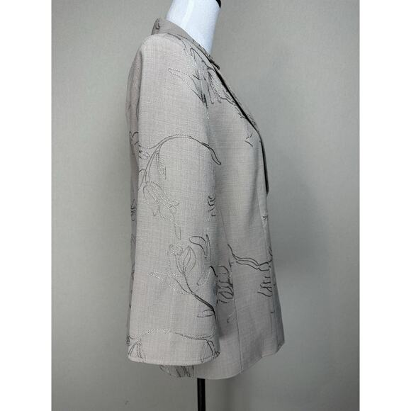 Tan Jay Women’s Blazer Jacket Sz 12 Tan Embroidered Classic Classy Chic Feminine - Picture 5 of 13